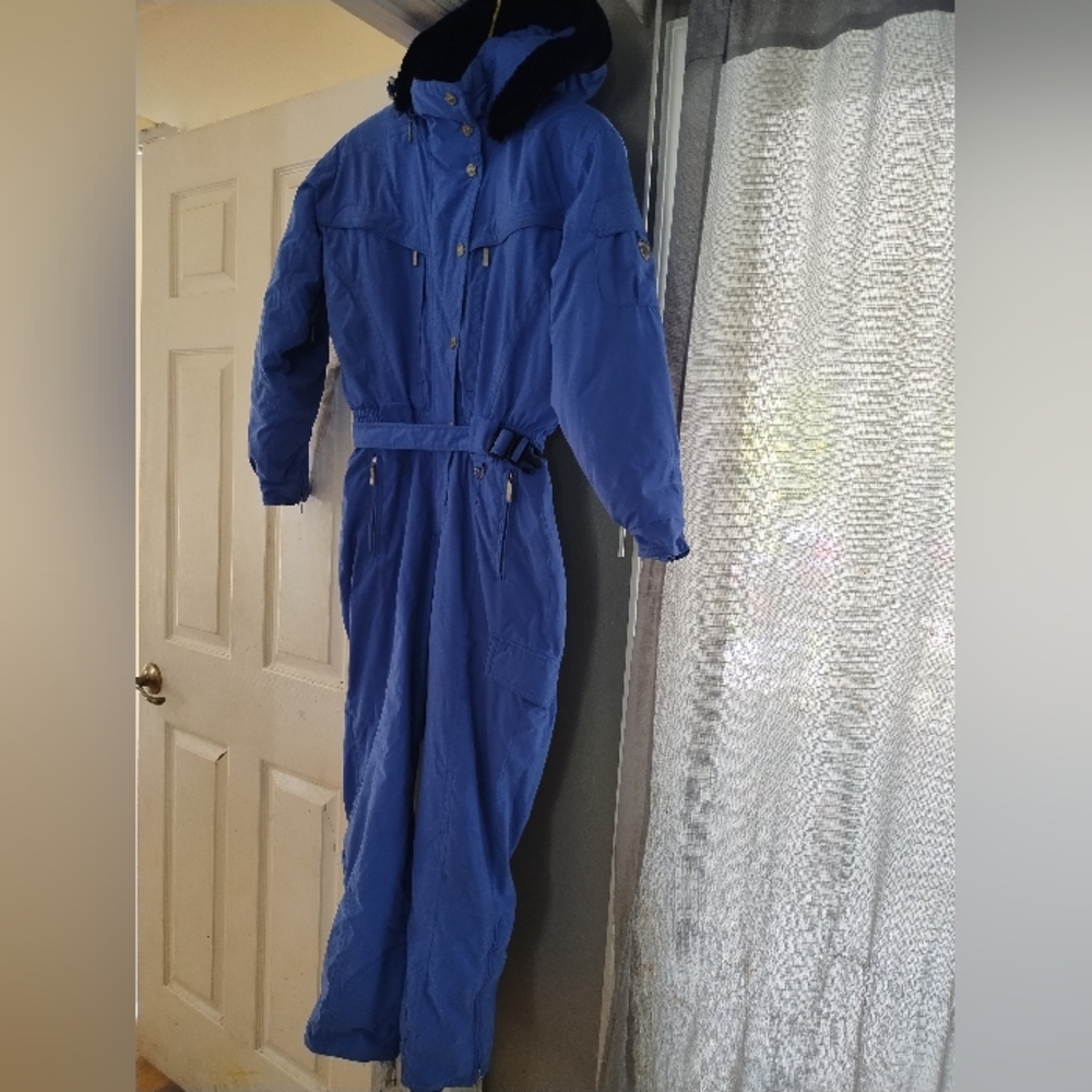 OBERMEYER Northern Lights One Piece Insulated Ski Suit Size 6 Adj Many Pockets